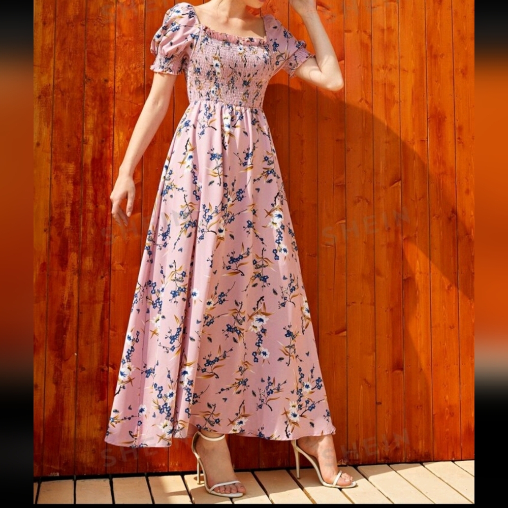 Mulvari Floral Square Neck Shirred A-line Dress